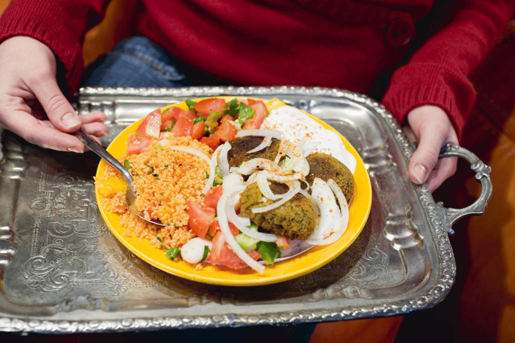 A Bowl That Begins with Flavor